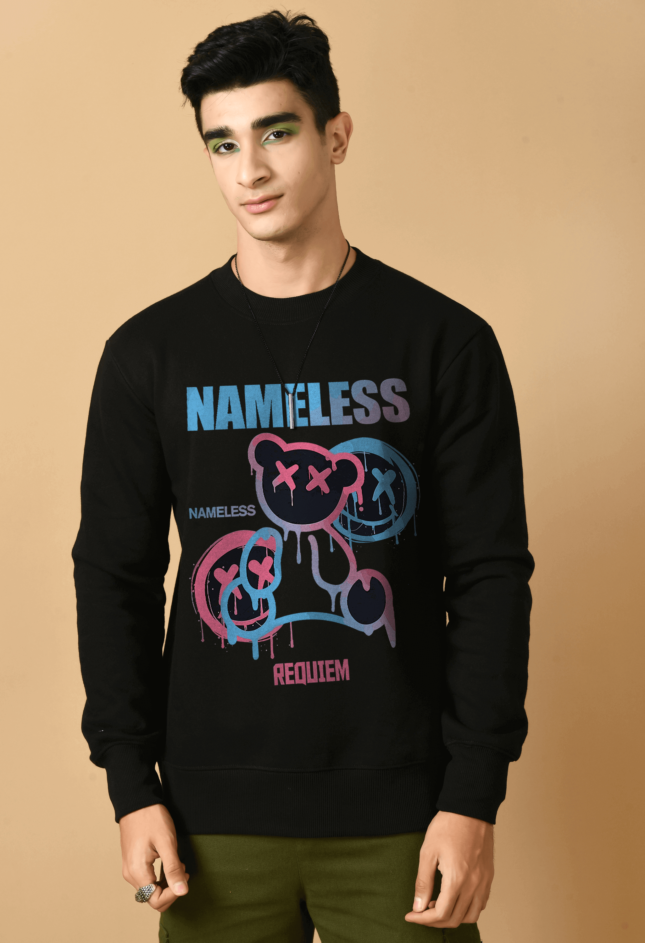 Black nameless printed sweatshirt