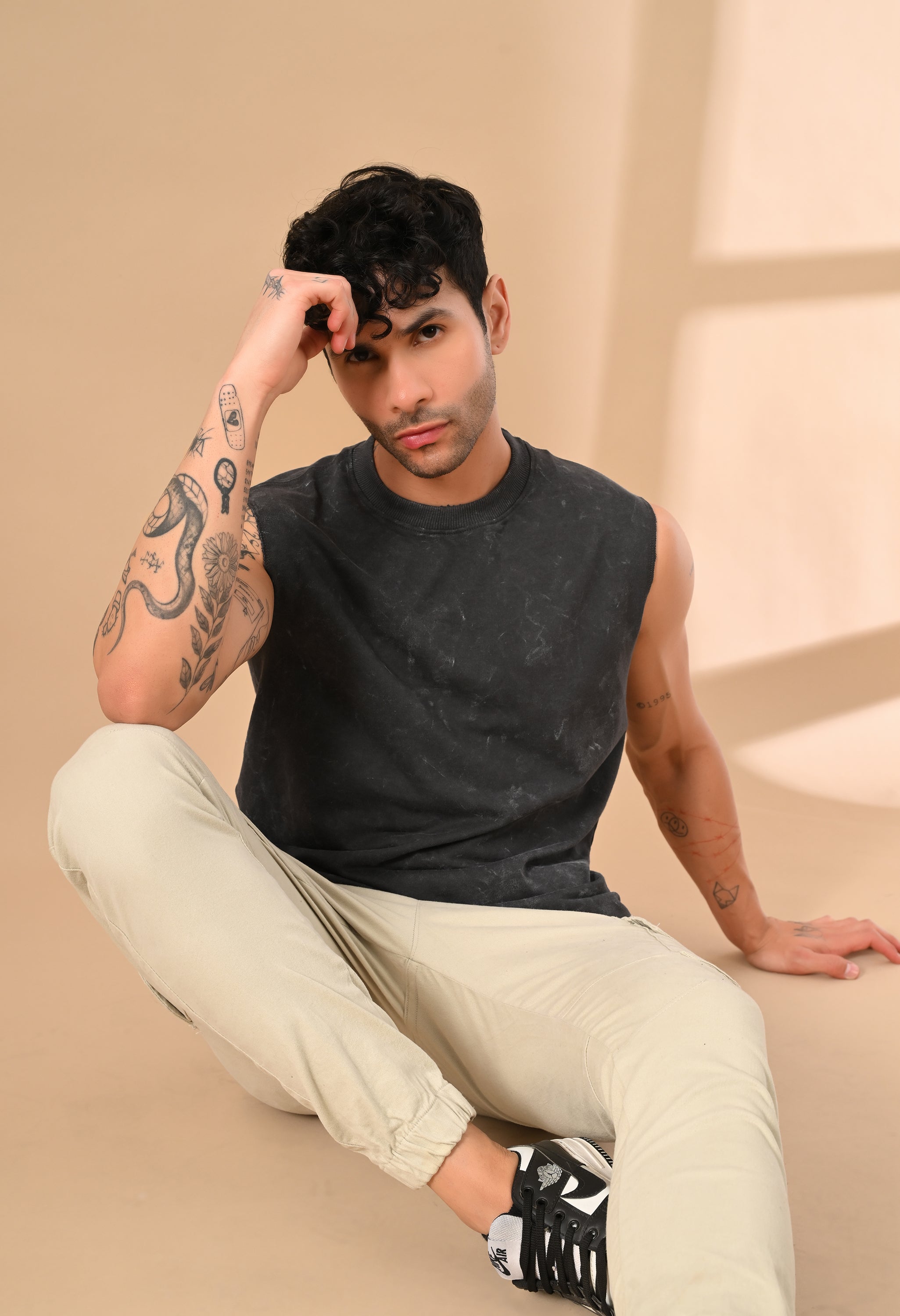 Black Acid Wash Tank
