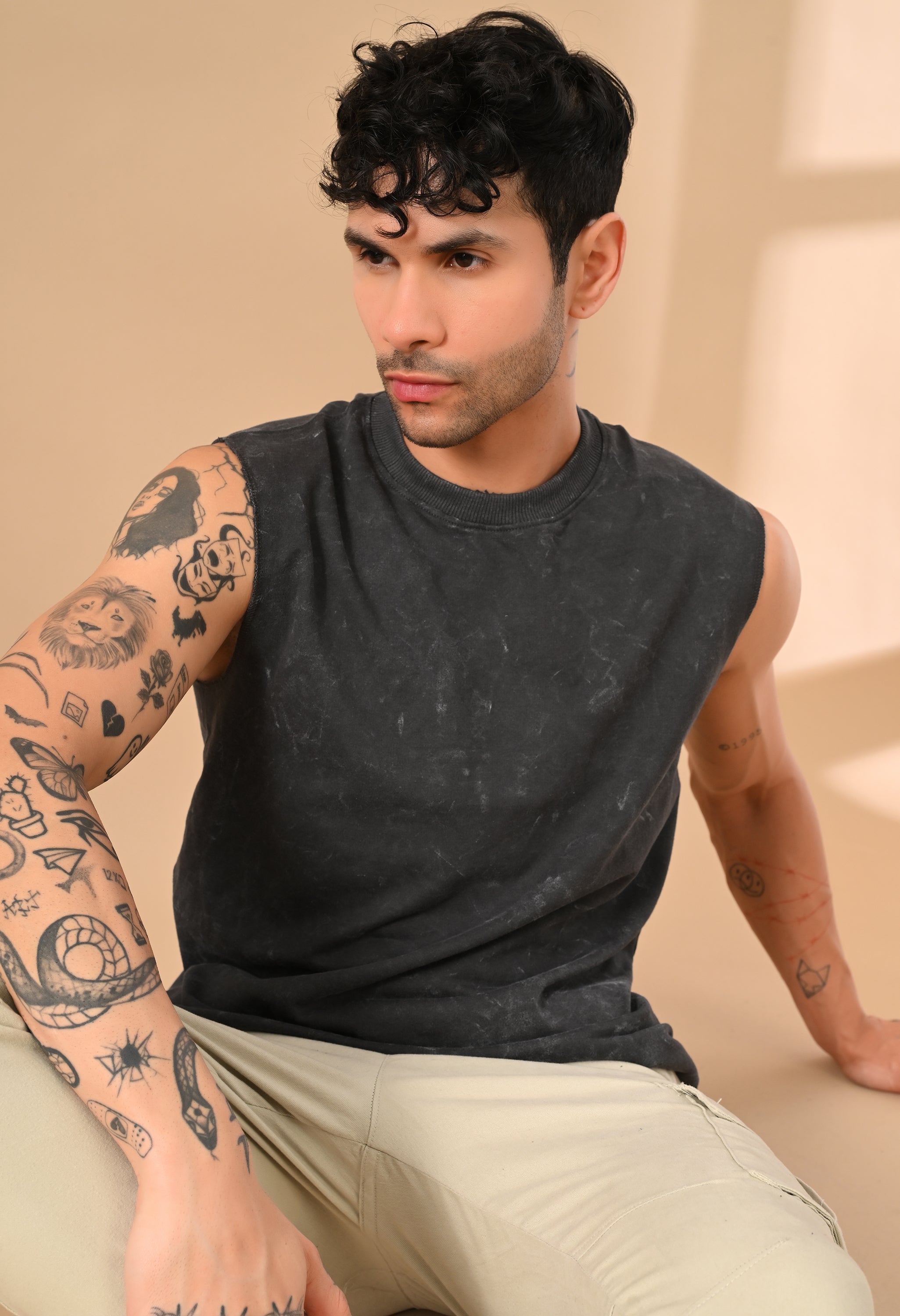 Black Acid Wash Tank
