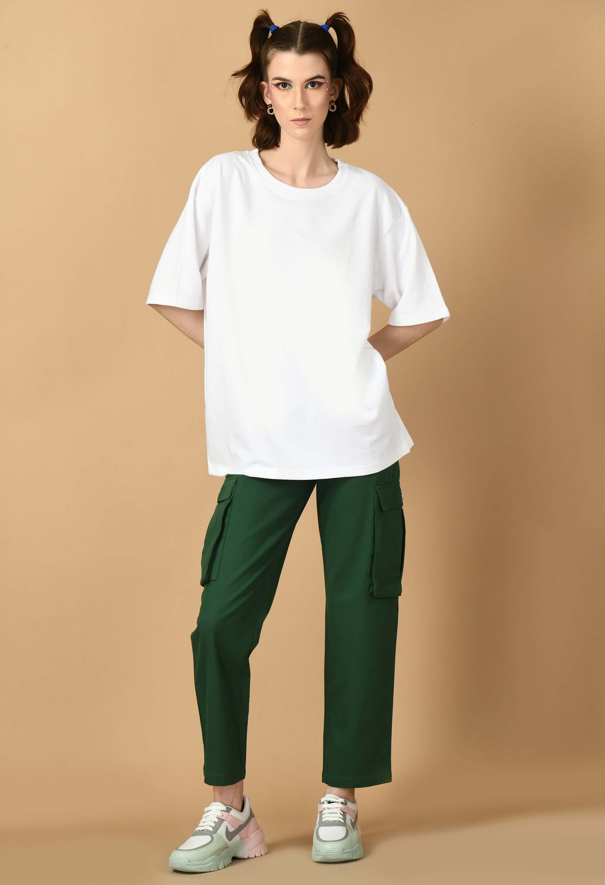white color oversized t-shirt