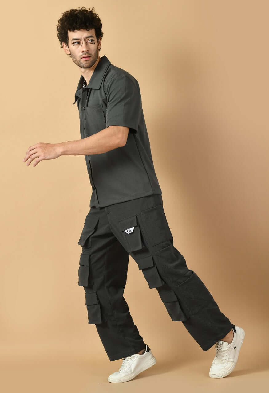 12 pocket grey color men's cargo 
