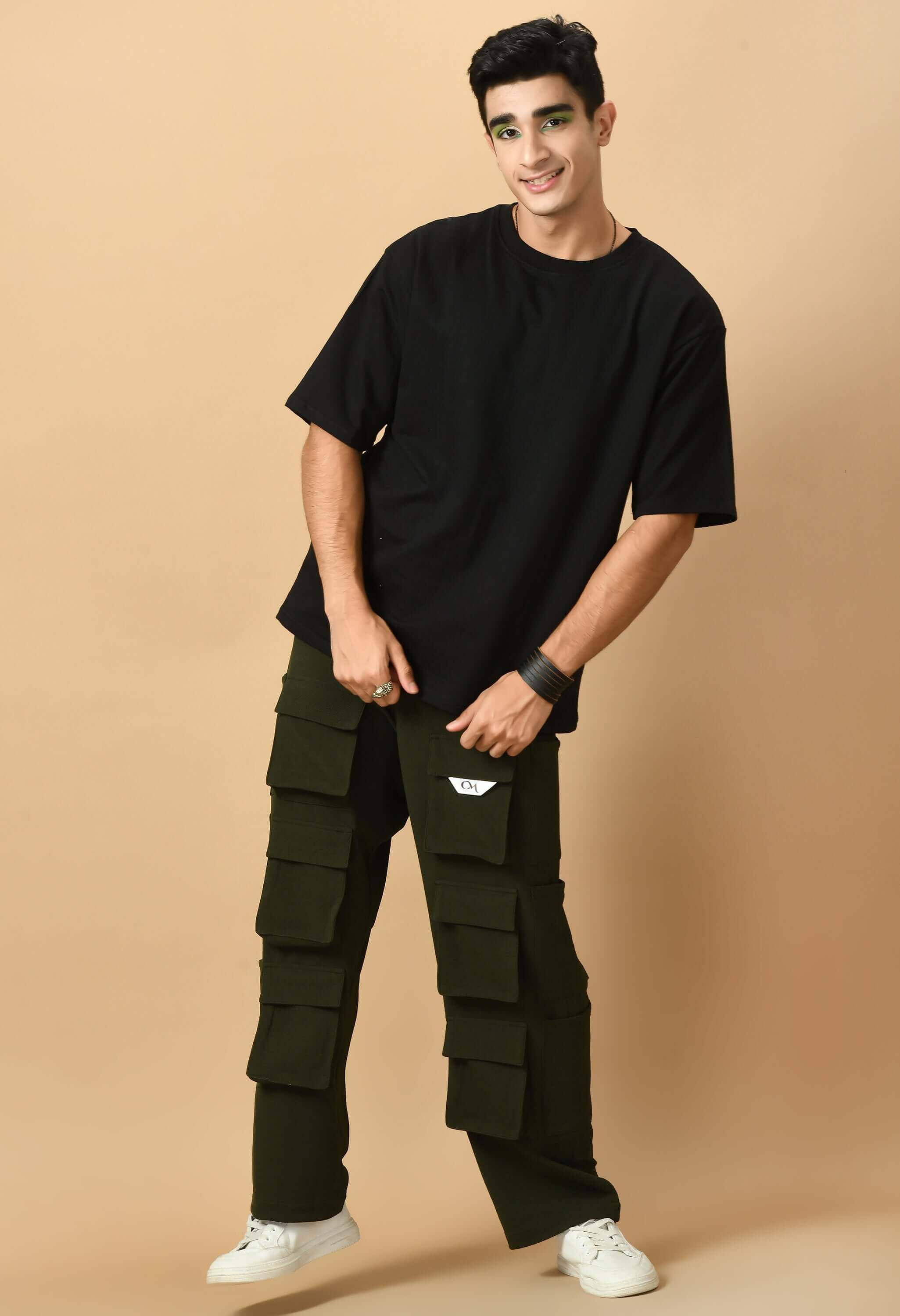 Black Color Oversized T-Shirt By Offmint