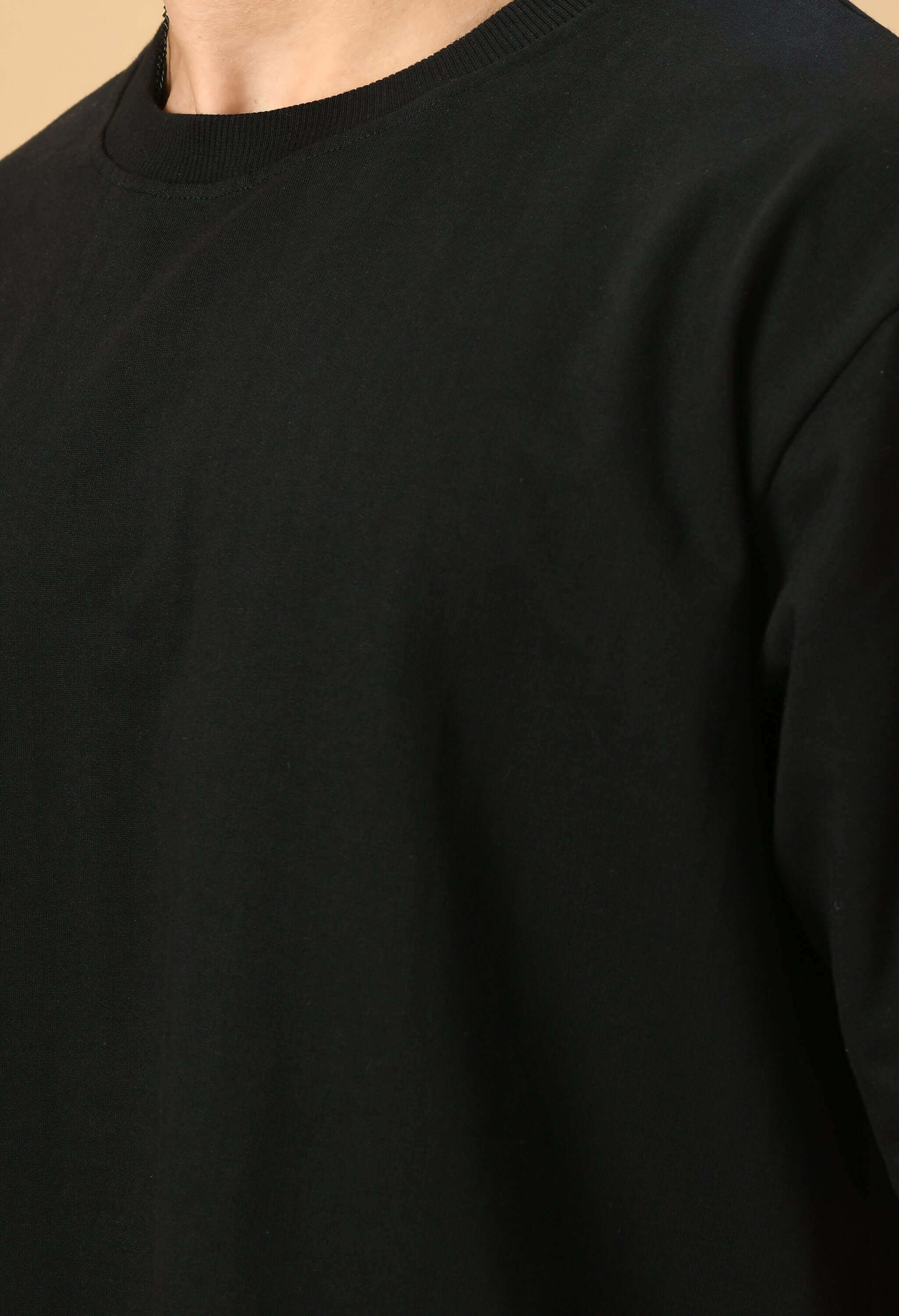 Black plain color t-shirt 