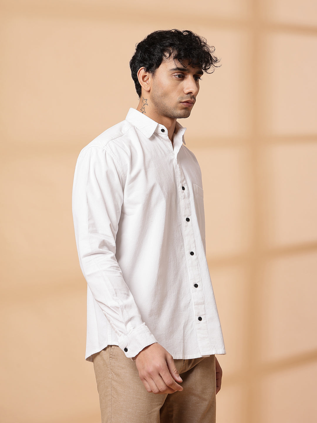 Men White Corduroy Cut Away Collar  Casual Shirt
