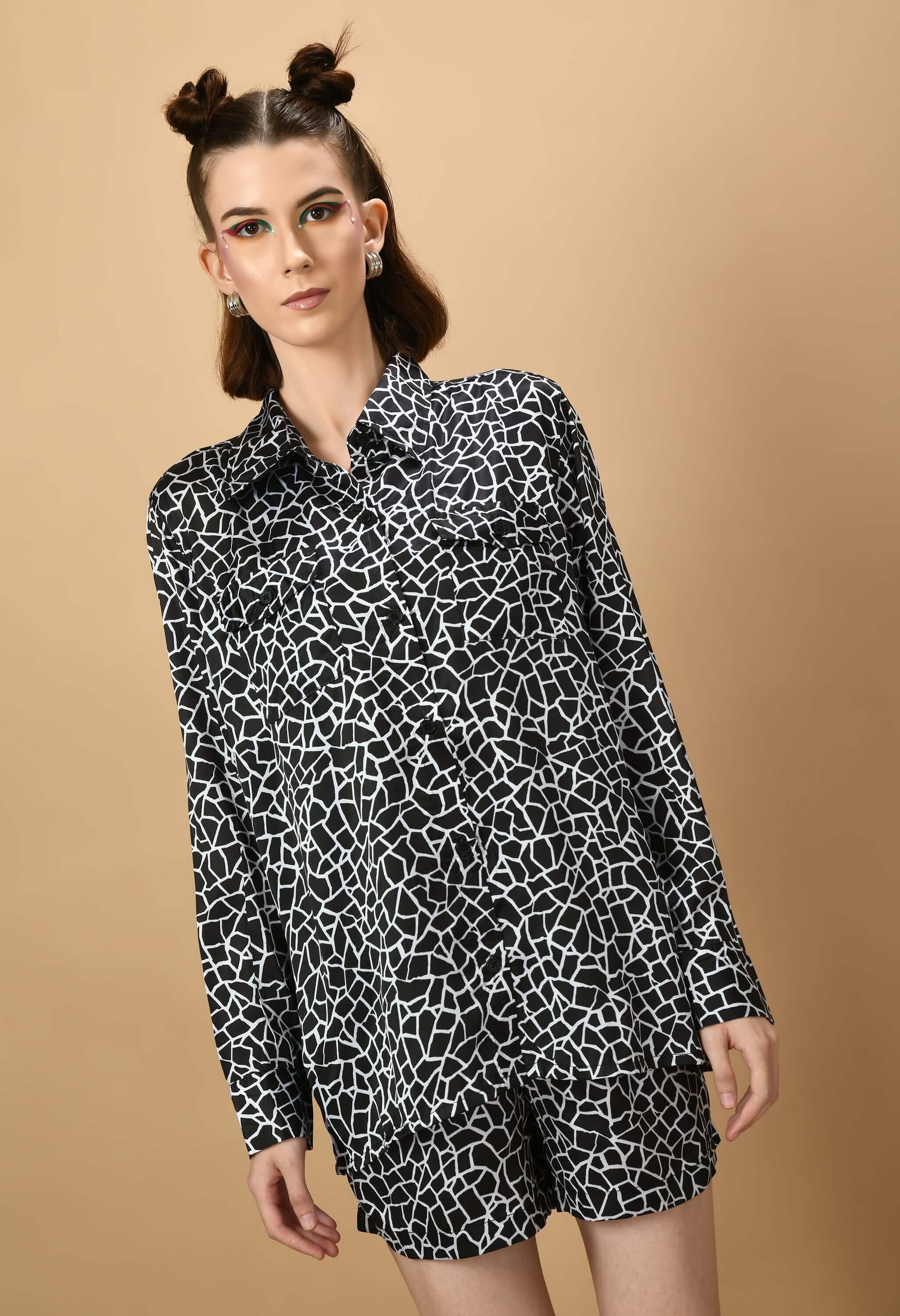 White black line women's co-ord set 